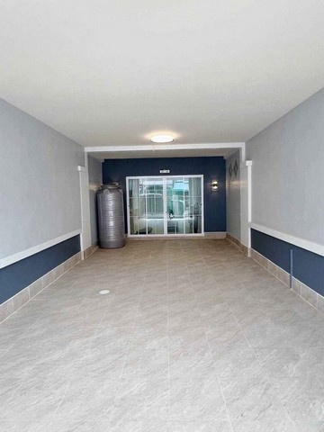 ขายบ้านแฟมิลี่ปาร์คนาป่า รีโนเวทใหม่ทั้งหลัง สวยร้องว้าว  ของแถมจุกๆๆ เนื้อที่  19 ตรว