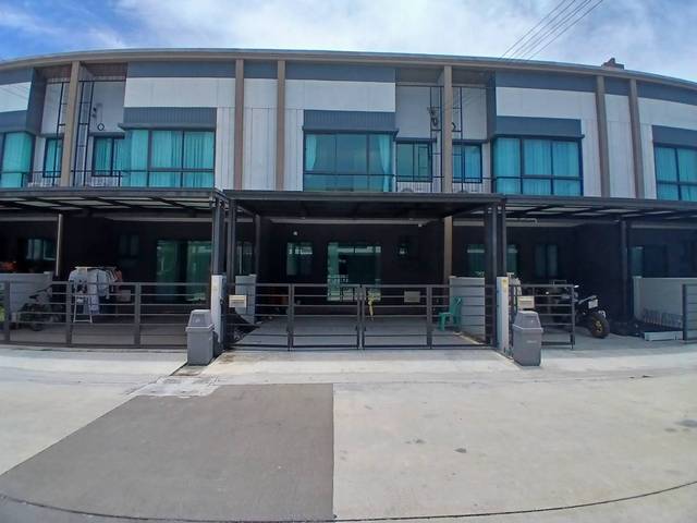 cx ขายทาวน์เฮ้า พลีโน่ พหลโยธิน 54/1 Tel.099-998-3897