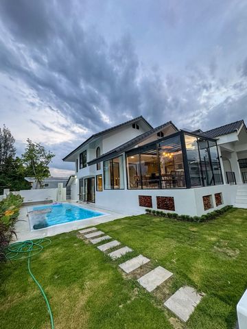 ให้เช่า 65,000 บาท/เดือน ขาย 12.5 ล้าน 130 ตรว. บ้านพูลวิลล่า #แม่เหียะ #หลังหัวมุม โล่ง โปร่ง วิวสวย #ใกล้สนามบิน #ไม่รับสัตว์เลี้ยง