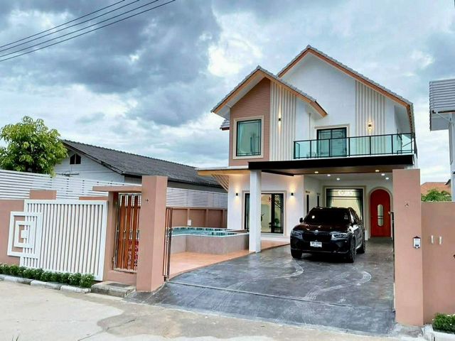 ขายเพียง 8.3 ล้าน/หลัง #สันพระเนตร #สันทราย บ้านพูลวิลล่าใหม่เอี่ยม 2 ชั้น มีแค่ 2 หลังเท่านั้น! #บ้านนอกโครงการ เป็นส่วนตัวสุดๆ