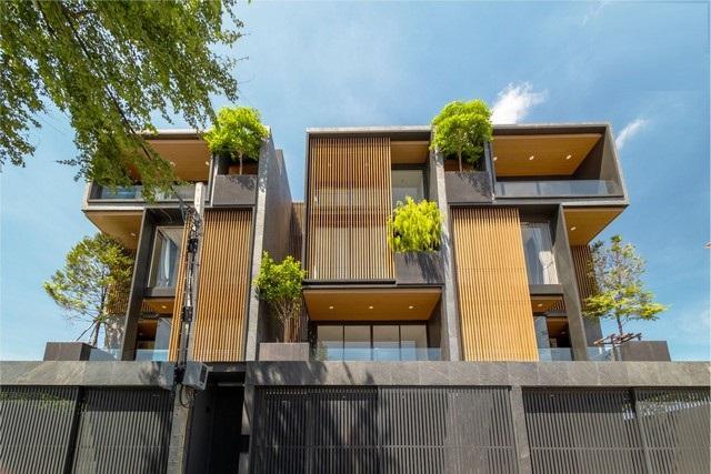 ขายบ้านเดี่ยว 3.5 ชั้น 54 ตร.ว. ย่านลาดพร้าว-รามคำแหง มีลิฟต์ส่วนตัว ใกล้ MRT มหาดไทย