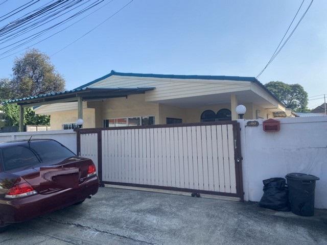 ให้เช่าบ้านเดี่ยว 71 ตร.ว.ย่านโชคชัย4 เขตลาดพร้าว ใกล้MRTโชคชัย4เหมาะสำหรับอยู่อาศัยและทำโฮมออฟฟิศ