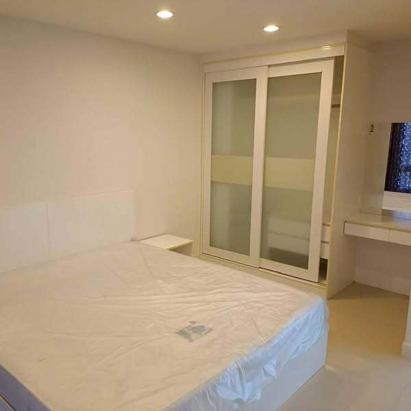 ขายคอนโด At East Condo 2 บางแสนสาย 2 ชลบุรี ห้องมุม