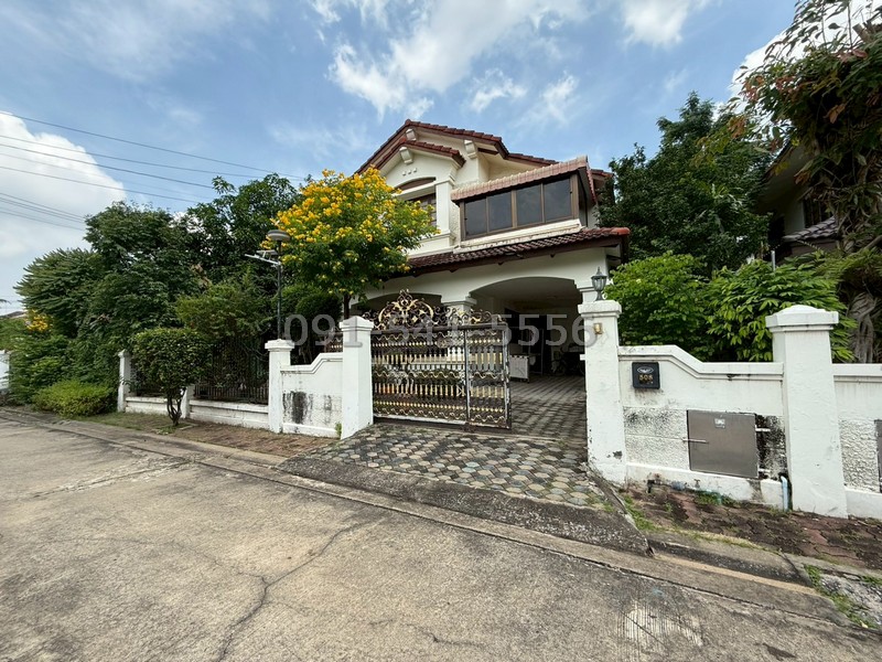 ขายบ้านเดี่ยว 2 ชั้น สีวลี รังสิต2 ต่อเติมเพิ่ม เนื้อที่ 70 ตรว 3นอน 2น้ำ พื้นที่กว้างขวาง บรรยากาศร่มรื่น