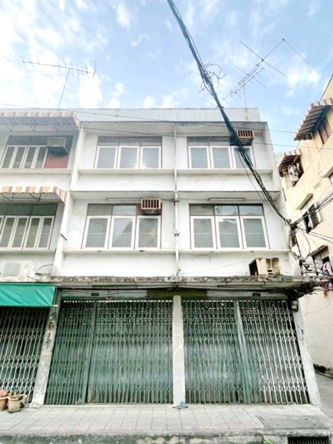 ให้เช่าอาคารพาณิชย์ 2 คูหา บรรทัดทอง BTSสนามกีฬาแห่งชาติ 900 ม.3ชั้นหลังมุม มีดาดฟ้า 40 ตร.วา. 470 ตร.ม. ไชน่าทาวน์ (เยาวราช) 2.8 กม. 