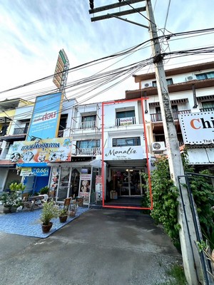 โอกาสทองสำหรับนักลงทุน ขายอาคารพาณิชย์ 3 ชั้น ติดถนนชัยพฤกษ์ เส้นทางหลักสู่หาดจอมเทียน เพียง 800 เมตร ทำเลการค้า-การท่องเที่ยวสุดฮอต 