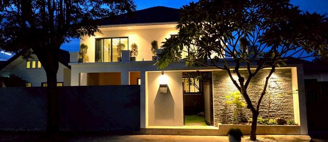 พูลวิลล่าหรูส่วนตัว ทำเลเงียบสงบ แปลงมุม โซนแม่โจ้  