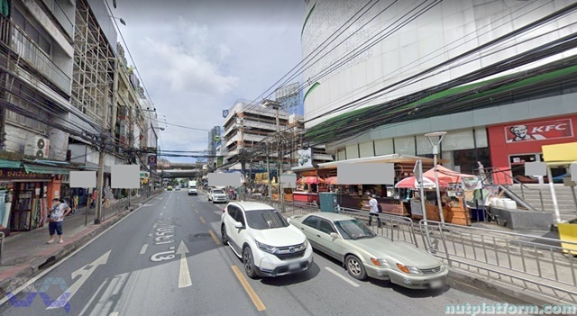 โรบินสันบางรัก หน้าร้านชั้น1 70 ตรม. ติดถ.เจริญกรุง StateTower BTS สะพานตากสิน โอเรียลเต็ล 