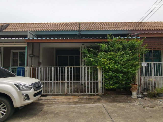 ขาย ทาวน์เฮ้าส์ จักรไพศาล 18 ศรีราชา ชลบุรี PTT68-00625