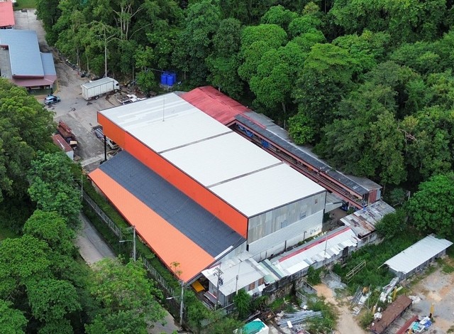 ให้เช่าโกดัง ออฟฟิศ พร้อมบ้านพักคนงาน 22 ห้อง พื้นที่สีเหลือง ตำบล บ่อวิน อำเภอศรีราชา ชลบุรี