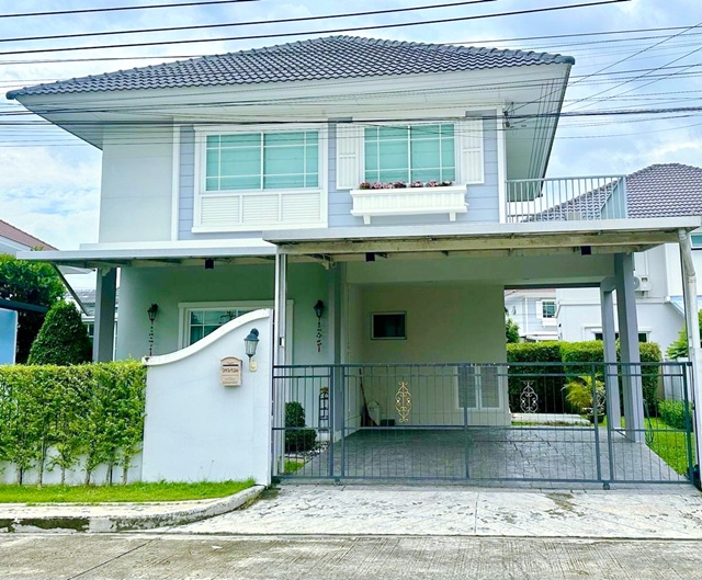 พร้อมเฟอร์ฯหรูหรา  MRTมีนบุรี 2.1 กม. ร่มเกล้า 4-8  ให้เช่าคฤหาสน์ 2 ชั้น  60ตร.วา. 236ตร.ม ม.เกษมบัณฑิต ร่มเกล้า 1.2 กม. 3 นอน 3 น้ำ 