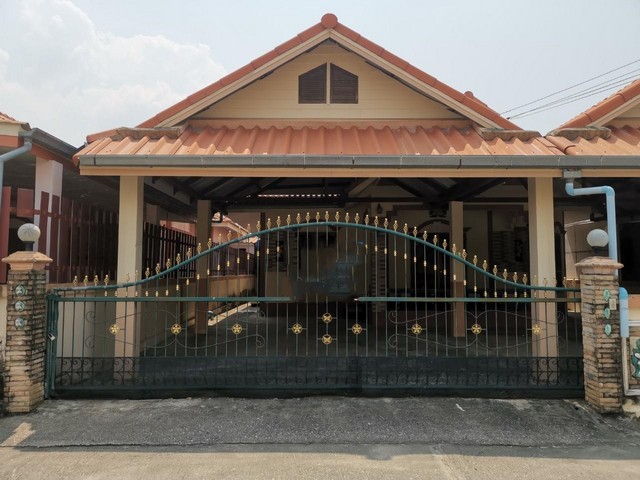 ขาย บ้านเดี่ยว เกล็ดแก้ว ถนน สุขุมวิท สัตหีบ  ชลบุรี PTT68-00603