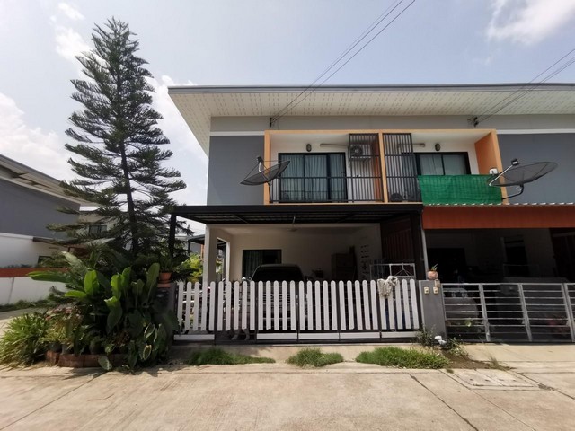 ขาย ทาวน์เฮ้าส์ มณีรินทร์ โมเดิร์น โฮม บ่อวิน ศรีราชา 