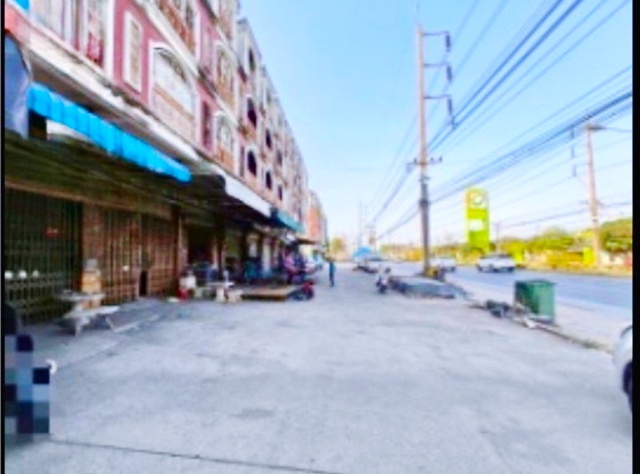 ทำเลทอง 4 นอนขาย-ให้เช่า อาคารพาณิชย์  2 คูหา 4 ชั้น  ตลาดฟ้าใส 800ม. วัดบางปิ้ง 1.9 กม.  ถ.เศรษฐกิจ 1 ติดถนนใหญ่  8 น้ำ ถเพชรเกษม   