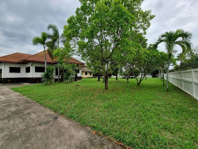 บ้านสวนหลังใหญ่ พื้นที่กว้าง พร้อมบ้าน 2 หลัง โซนแม่ริม 