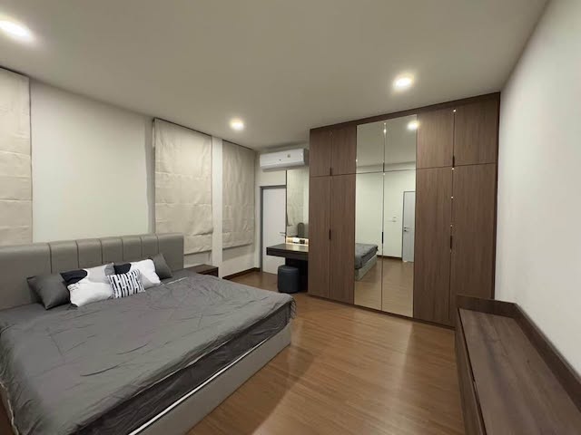 The City Bangna spacious comfortable near Mega Bangna