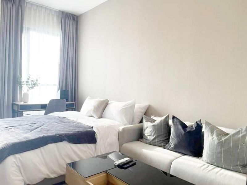 ให้เช่า คอนโด ไนท์บริดจ์ ไพร์ม อ่อนนุช KnightsBridge Prime On Nut 1 นอน 1 น้ำ ใกล้รถไฟฟ้า BTS อ่อนนุชขนาด 27 ตารางเมตร 1 ห้องนอน 1 ห้องน้ำ พร้อมเฟอร์นิเจอร์และเครื่องใช้ไฟฟ้า พร้อมเข้าอยู่** ค่าเช่า 18,000 บาท/เดือน ** สัญญาขั้นต่ำ 1 ปี ประกัน 2 เดือน ล่วงหน้า 1 เดือน ------------------------------------------------------------ ติดต่อสอบถามเพิ่มเติมได้ค่ะ โทร  065-163-5466ID Line : 065-163-5466------------------------------------------------------------ สถานที่ใกล้เคียง:• Summer Hub • สำนักงานเขตพระ