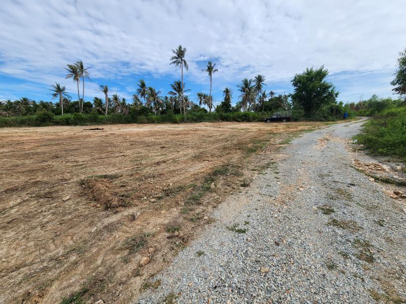 ขายที่ดิน เขต EEC ชลบุรี ใกล้ท่าเรือแหลมฉบัง - ที่ดินมีขนาด 4 ไร่ 3 งาน 63 ตรว. อ.บางละมุง จ.ชลบุรี 