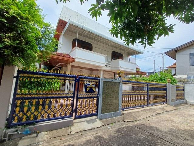 ให้เช่าบ้านเดี่ยว 2 ชั้น 75 ตร.ว. หมู่บ้านอรรถกฤต ซอยอารีย์สัมพันธ์ 4 ใกล้ BTS อารีย์