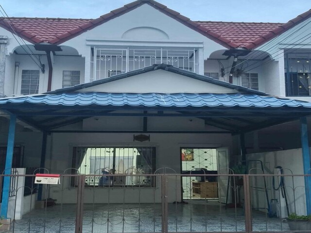 ปล่อยเช่าทาวน์เฮ้าส์2ชั้นสภาพดีพร้อมอยู่พร้อมเฟอร์นิเจอร์ครบครัน