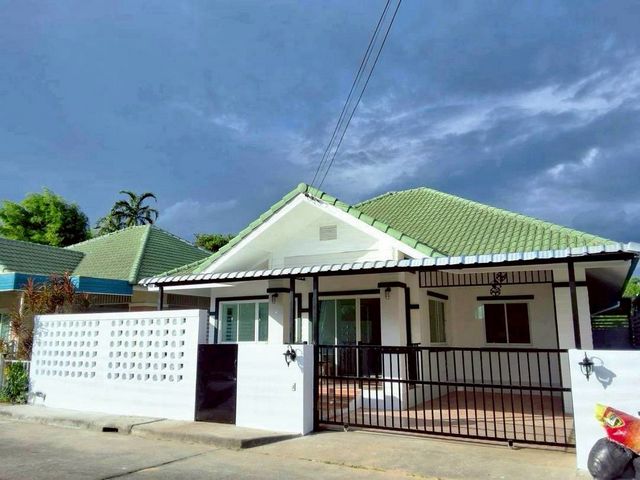 บ้านสวย #โซนแม่โจ้ ถูกสุดๆ 1.99 ล้าน 50 ตรว. #สันทราย บ้านเดี่ยวชั้นเดียว #รีโนเวทใหม่ โครงการ #ติดถนนหลัก เข้าเมืองง่าย เดินทางสะดวก