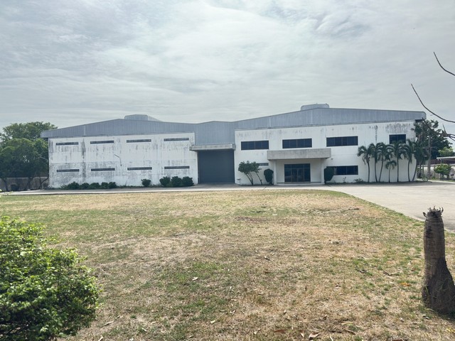 ขายโรงงานขายโกดังอยู่ถนนตลิ่งชันสุพรรณบุรี ถนนฤชุพันธุ์ ตำบลไทรใหญ่ อำเภอไทรน้อย จังหวัดนนทบุรี 