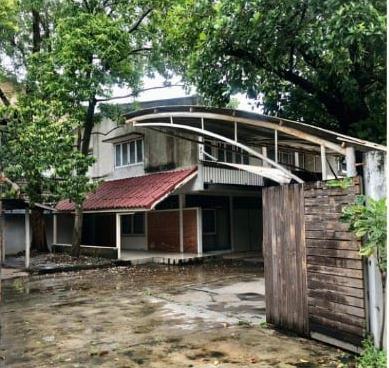 ขายที่ดิน 187 ตร.ว. พร้อมบ้านเก่า แปลงมุม ย่านเอกมัยซอย 18 ใกล้ BTS เอกมัย