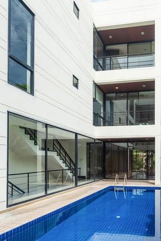 ให้เช่าบ้านพูลวิลล่า 4 ชั้น 750 ตร.ม. ใจกลางเมือง ย่านอารีย์ พญาไท ใกล้ BTS อารีย์