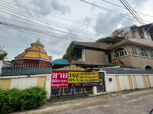 บ้านเดี่ยว 2 ชั้น  105 ตร.วา  บนทำเลทองย่านสิรินธร ใกล้รถไฟฟ้า MRT สถานีสิรินธร    ZTK286