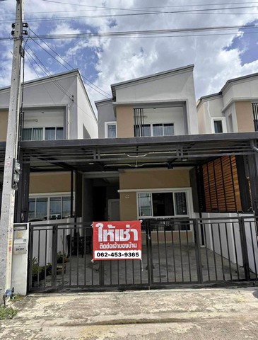 LV53261 ให้เช่า ทาวน์โฮม วี-อไลฟ์ 2 ลำลูกกา คลอง 7 V-Alive 2 Lumlukka Klong 7 อยู่หลังตลาดชัชวาลลำลูกกาคลอง7 ราคาเช่า : 13,000 บาท/เดือน (รวมค่าส่วนกลาง สัญญาขั้นต่ำ 1 ปี ประกัน 2 เดือน/ล่วงหน้า 1 เดือน พร้อมเข้าอยู่  จ่าย 39,000 บาท)ที่ตั้ง : ซ.3 ถ.เทศบาลลำลูกกา ต.ลำลูกกา อ.ลำลูกกา จ.ปทุมธานีชื่อโครงการ : วี-อไลฟ์ 2 ลำลูกกา คลอง 7 V-Alive 2 Lumlukka Klong 7รายละเอียด : - ขนาด 28.8ตรว- 4 ห้องนอน - 2 ห้องน้ำ - 3 ที่จอดรถ- มี1ห้องใหญ่ ที่ม