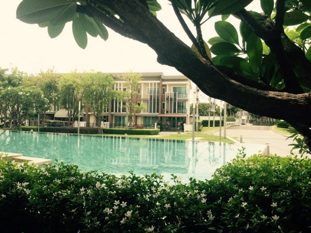 ให้เช่าทาวน์โฮม 3 ชั้น ม.ทาวน์ อเวนิว ซิกซ์ตี้ วิภาวดี 60 พร้อมเฟอร์นิเจอร์