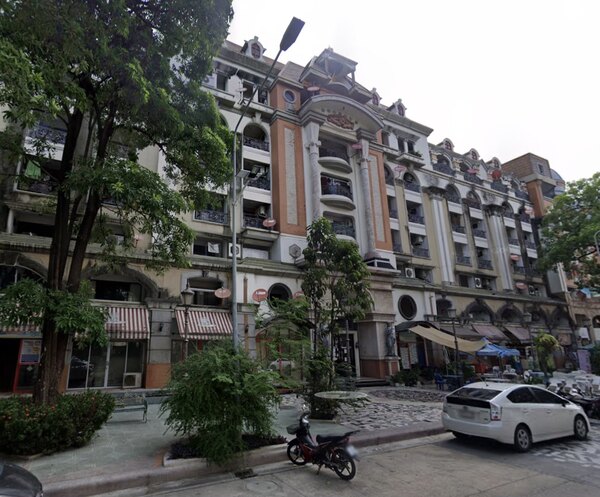 คอนโดฌ็องเซลิเซ่ B (Champs Elysee Tiwanon–Srisaman)