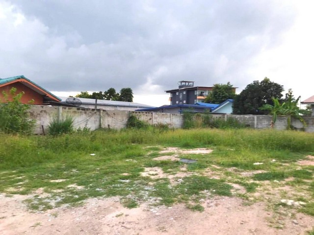 ขายที่ดินศรีราชาชลบุรี ขายที่ดิน 136 ตารางวาใกล้ตลาดบึงวรกิจ