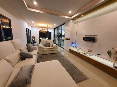 ต้นโครงการ หลังบ้านไม่ติดใคร บิ๊วอินสวย ! ขายบ้านเดี่ยวสราญสิริ ชัยพฤกษ์-แจ้งวัฒนะ นนทบุรี 68 ตร.ว 5 นอน 5 น้ำ ! 