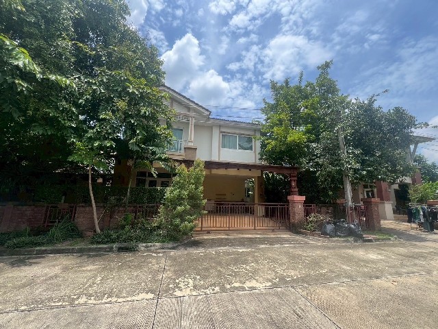 ขายบ้านเดี่ยว หมู่บ้านวรารมณ์ พรีเมี่ยม จตุโชติ หัวมุม 2 ชั้น เนื้อที่ 92 จอดรถ 2 คัน ตารางวา สายไหม กรุงเทพ