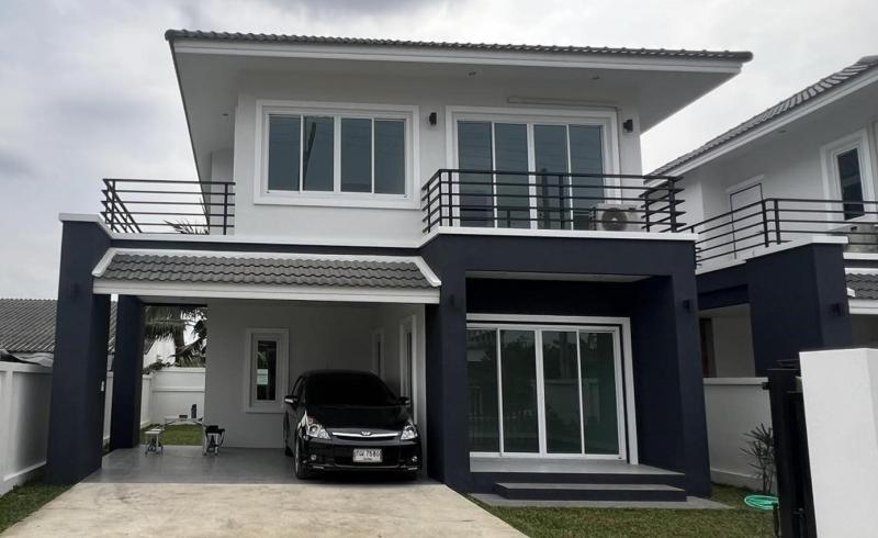 ขายบ้านใหม่2ชั้น 51.5ตรว. ลดเหลือ2.65ลบ. ฟรีโอน 3นอน3น้ำ นิคมลำพูน บ้านแม่ยาก ต.บ้านกลาง อ.เมือง ลำพูนบ้านเดี่ยวสร้างใหม่2ชั้น 3ห้องนอน 3ห้องน้ำ หลังสุดท้าย น่าอยู่มากๆ พร้อมเข้าอยู่ราคาลดเหลือ 2,65ล้านบาท (2,650,000 บาท) ฟรีค่าโอนพื้นที่ 51.5ตรว. พื้นที่ใช้สอย 150ตรม.พิกัด บ้านแม่ยาก ต.บ้านกลาง อ.เมือง ลำพูนเพียง 500เมตร ใกล้ นิคมฯลำพูนฝั่งตะวันออกใกล้ตลาดสันป่าฝ้ายและรพ.หริภุญชัย