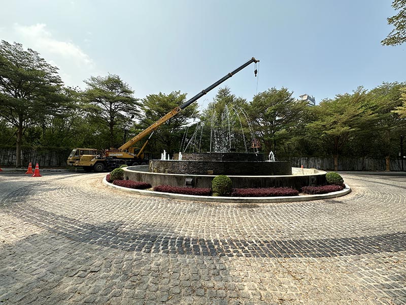 รับตัดต้นไม้ ในเขตเมืองพัทยา อ.บางละมุง พื้นที่ใกล้เคียง รับตัดต้นไม้ รับตัดกิ่งไม้ รับตัดหญ้า รับกำจัดวัชพืช รับฉีดยาฆ่าหญ้า ในราคาย่อมเยาว์ พร้อมเคลียร์พื้นที่ ขนทิ้ง โทร 062-5324935 Line ID. 0625324935