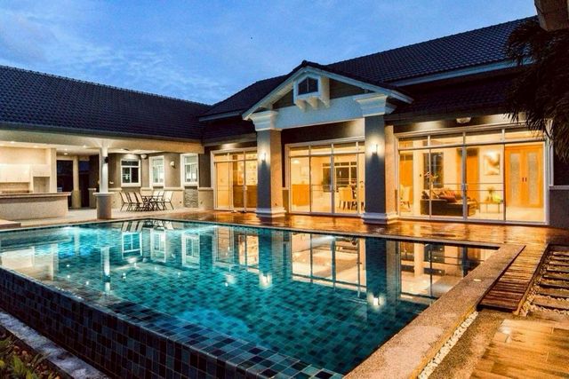 ให้เช่า 150,000 บาท/เดือน ขาย 29 ล้าน #แม่ปูคา #สันกำแพง บ้านเดี่ยวหลังใหญ่ เนื้อที่กว้างขวาง พร้อมสระว่ายน้ำส่วนตัว