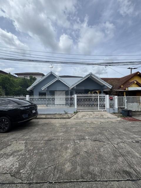 ให้เช่าบ้านเดี่ยว 1 ชั้น 53 ตร.ว. หมู่บ้านปลาทอง ศรีนครินทร์ รีโนเวทใหม่ ใกล้ Jas Urban