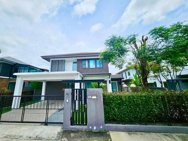 ให้เช่าบ้านเดี่ยว 2 ชั้น โครงการมัณฑนา บางนา กม.7 บ้านมีห้องนอนชั้นล่าง สภาพดี พร้อมอยู่