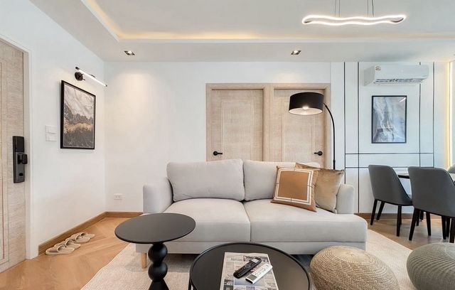 Penthouse สุดหรู 3.29 ล้าน 50 ตรม. #สวนดอกพาวีเลี่ยน ทำเลทอง ห้องมุม วิวภูเขา ตกแต่งสไตล์ Luxury โทนอบอุ่น เฟอร์นิเจอร์บิ้วอินทั้งห้อง