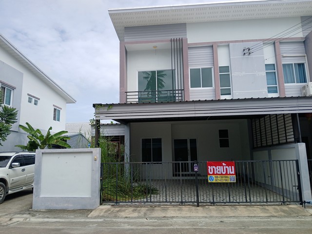 #ขายบ้านทาวโฮม 2 ชั้น ในมบ.เดอะเบสวิลเลจ เขตหนองรี ชลบุรี