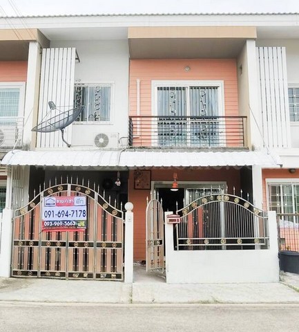 ทาวน์เฮาส์ หมู่บ้านวิเศษสุขนคร เฟส 3 พันท้ายนรสิงห์ - สมุทรสาคร 