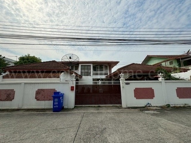 บ้านเดี่ยว หมู่บ้านจรรยานิเวศน์ ถนนแจ้งวัฒนะ ซอยแจ้งวัฒนะ - ปากเกร็ด 35