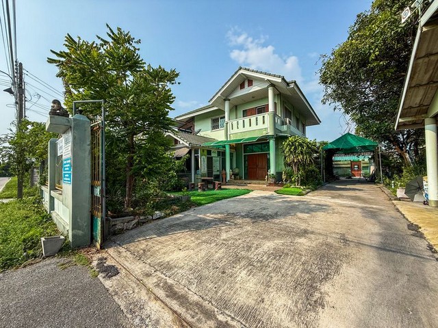 ขายบ้านเดี่ยวพร้อมกิจการแพทย์แผนไทย แหล่งชุมชน ห้วยกะปิ ชลบุรี FP-H01360 