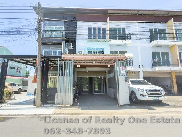   รหัสทรัพย์ (Code ID)  : PSC_01610  ราคา 109,100,000  บาท (ราคาต่อรองได้) ▸ เนื้อที่  24,656.00 ตร.ว.   พื้นที่ใช้สอย  20,000.00 ตร.ม.   ▸ เนื้อที่รวม 32-1-90 ไร   ▸ 2 ห้องนอน  พิกัดทรัพย์ : https://maps.app.goo.gl/WgeXp7G98rZgoaSz6  สถานที่ใกล้เคียง   ▸ใกล้  โลตัส แม่จัน ▸ใกล้  โรงพยาบาลแม่จัน    ▸ใกล้  ตลาดนวลจันทร์ (กาดแลงแม่จัน) ▸ใกล้  ที่ว่าการอำเภอแม่จัน  สอบถามเพิ่มเติม / นัดชม โทร. 097-419-5982(พลอย) โทร. 096-932-4624(ออมสิน) Line : @panaya (มี@ด้านหน้า)  ปรึกษาสินเชื่อ