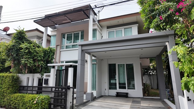 บ้านเดี่ยว The Gallery House ลาดพร้าว ซอย 1 บ้านดีไซน์โมเดิร์น สไตล์แกลเลอรี่
