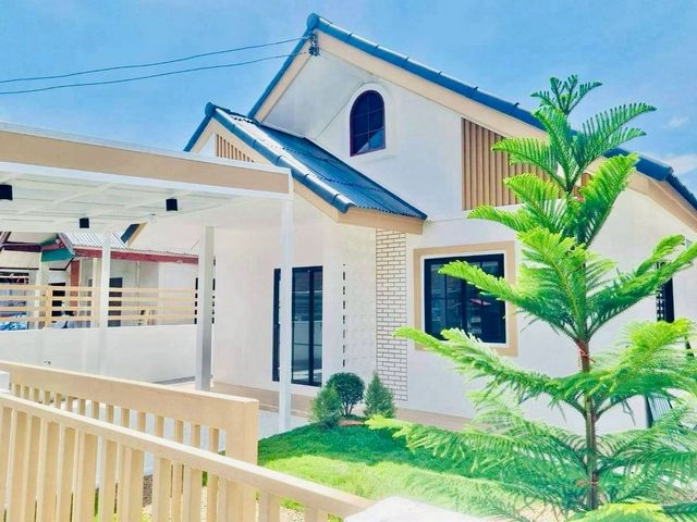 บ้านทำเลทอง #โซนแม่เหียะ ราคาพิเศษ 2.39 ล้าน #รีโนเวททั้งหลัง สภาพใหม่ พร้อมสวนสวย บรรยากาศอบอุ่น เหมาะกับทุกครอบครัว #น้ำไม่ท่วม