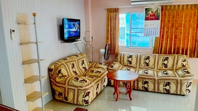 เช่าบ้านเดี่ยว 2 ชั้น 50ตร.วา. 200ตร.ม. จัดเต็มเฟอร์ฯ 3นอน 2น้ำ ตลาดท่ารั้ว 1.3 กม.สันปูเลย ดอยสะเก็ด  ถ.รอบเมืองเชียงใหม่