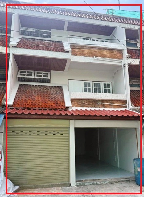 ทาวน์เฮาส์ 3.5 ชั้น มีดาดฟ้า 250 ตร.ม. BTS อนุสาวรีย์หลักสี่ ถูกที่สุดในบางเขน 2คูหา 4นอน ม.เกริก 1.8 กม. เซ็นทรัล รามอินทรา 1.5 กม.